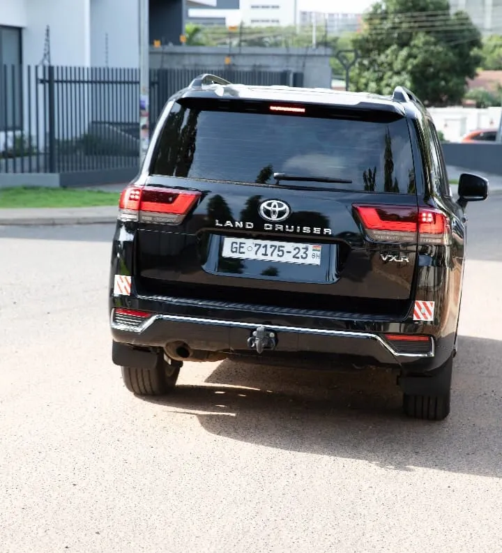 Samtuga Car Rentals - car photo 1