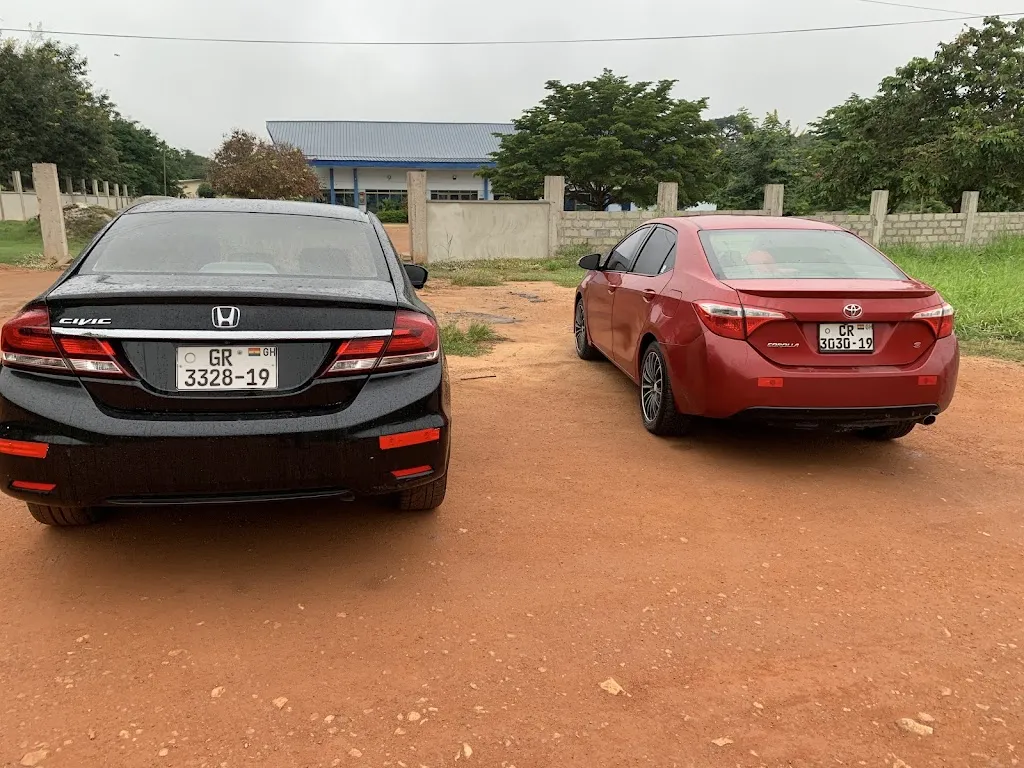 Swiftation Car Rentals - car photo 2